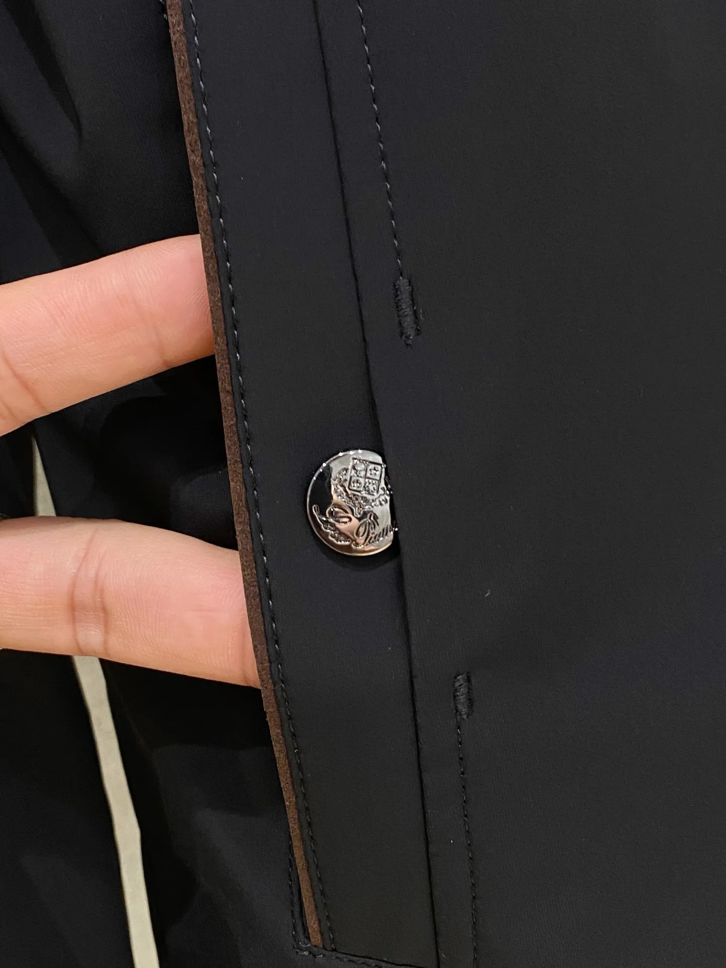 LP Autumn and Winter New Arrival Original Reversible Jacket Classic Hot Sale version Simple and fashionable Versatile, soft and delicate to the touch, comfortable on the upper body. Original imported lettering hardware accessories are supplied to customers, representing the fine workmanship of the Factory. Black Blue Sizes: M-4XL